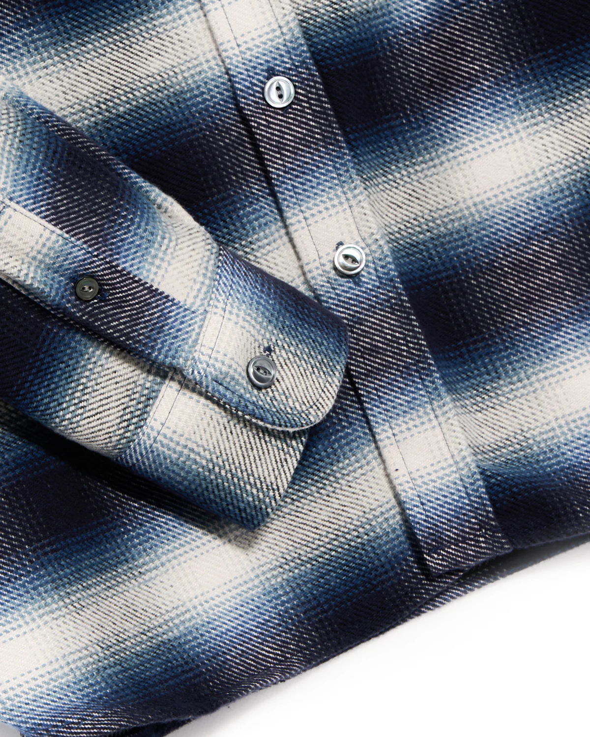 Blue Shadow Plaid Blanket Easy Shirt - Image 2