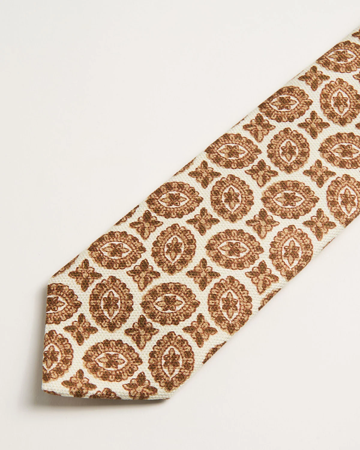 Silk Medallion Pattern Tie - Image 2