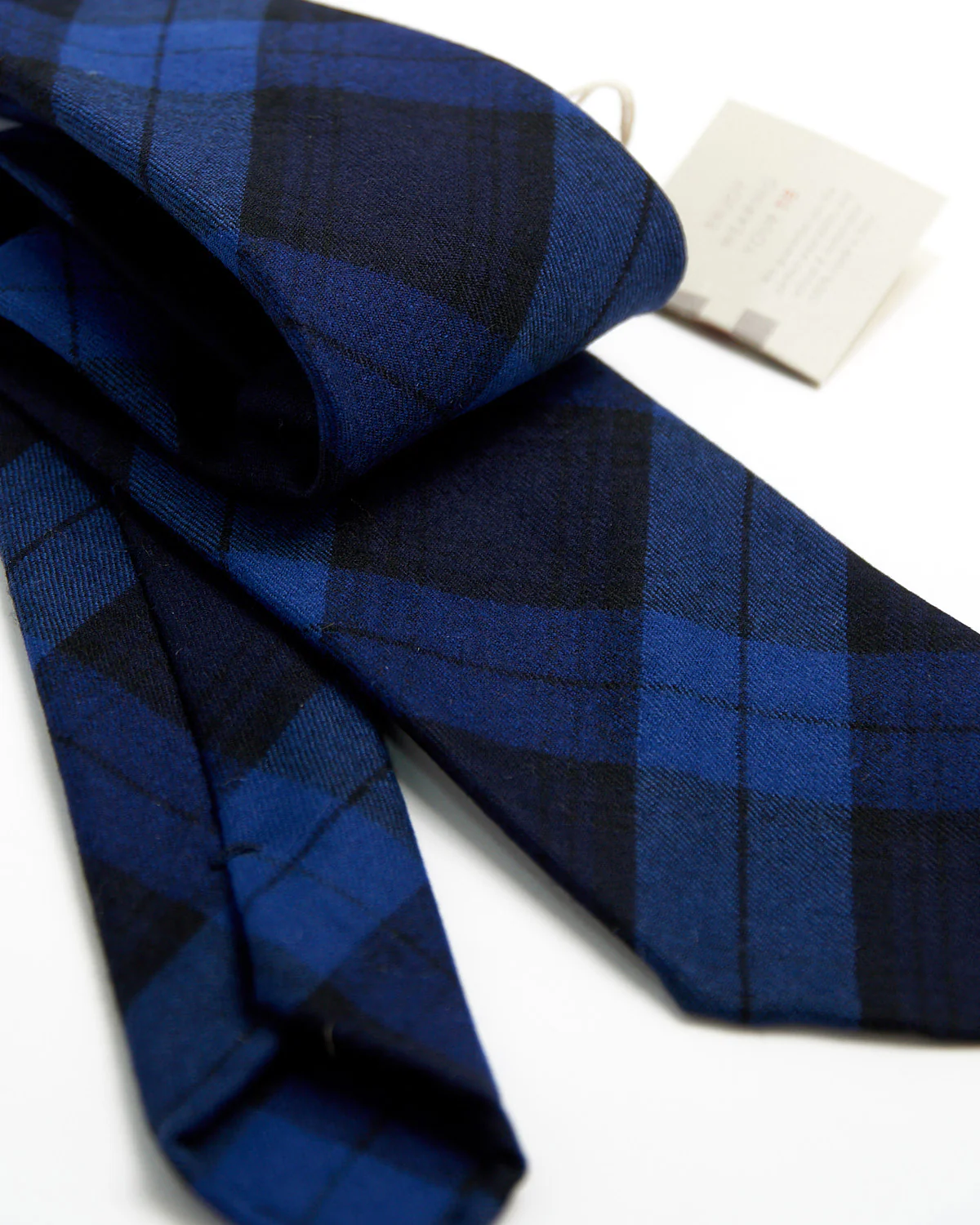 Tartan Wool Hand Rolled Tip Necktie - Image 2
