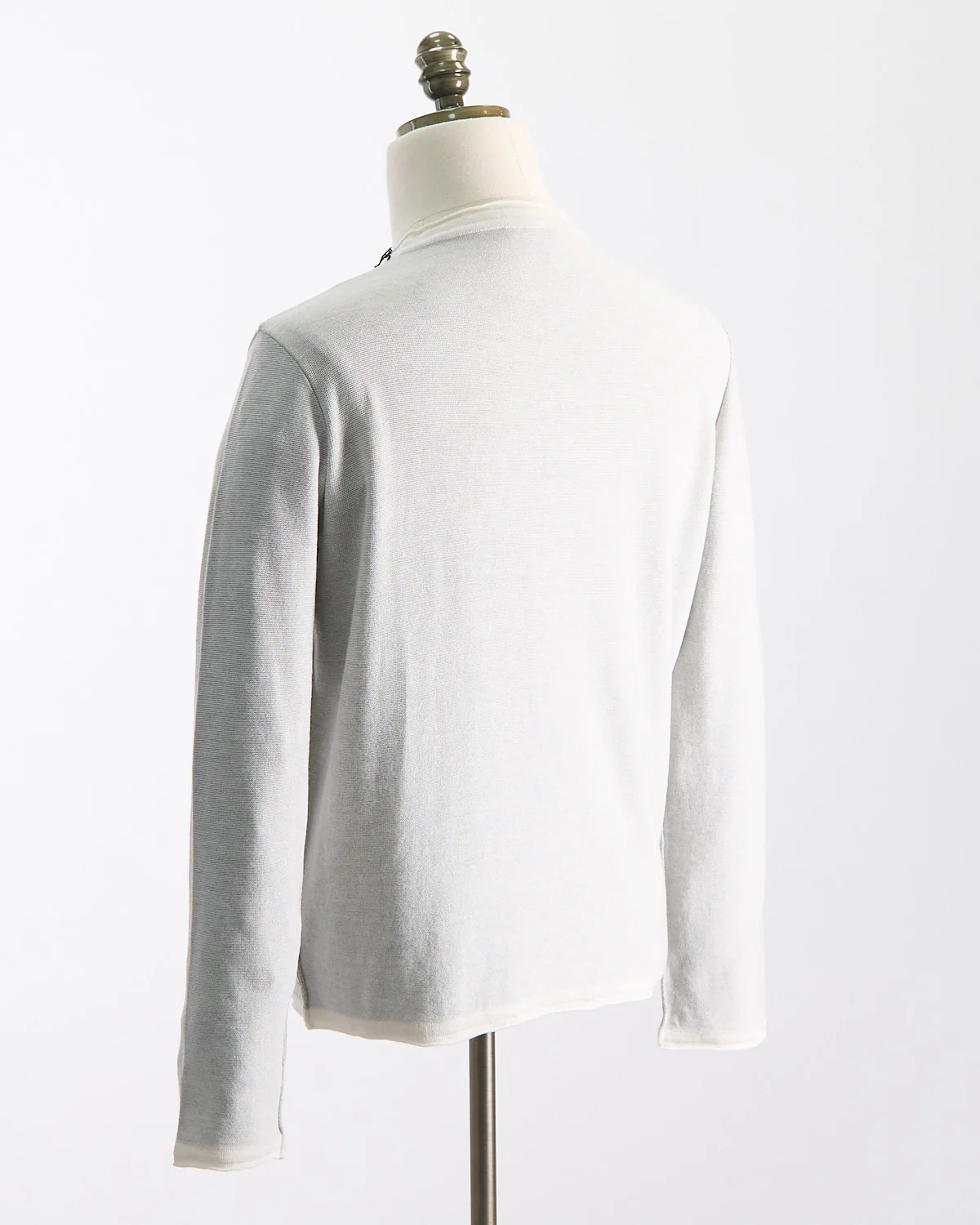 Soft Two-Tone Crewneck Sweater - Image 3