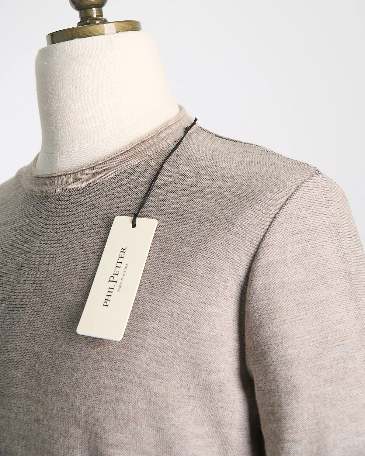 Soft Two-Tone Crewneck Sweater - Image 5