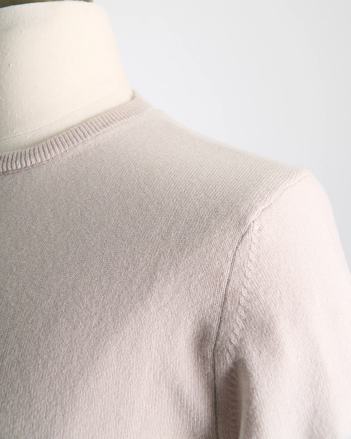 100% Cashmere Girocollo Punto Rasato Sweater - Image 3