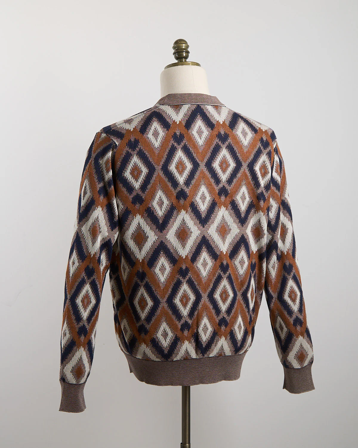 12 Gauge Argyle Fil A Fil Cardigan - Image 3
