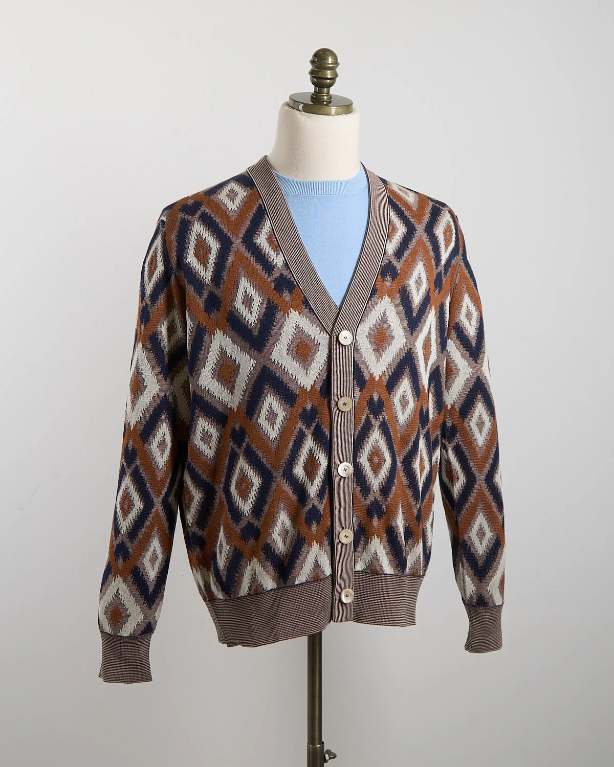 12 Gauge Argyle Fil A Fil Cardigan - Image 7