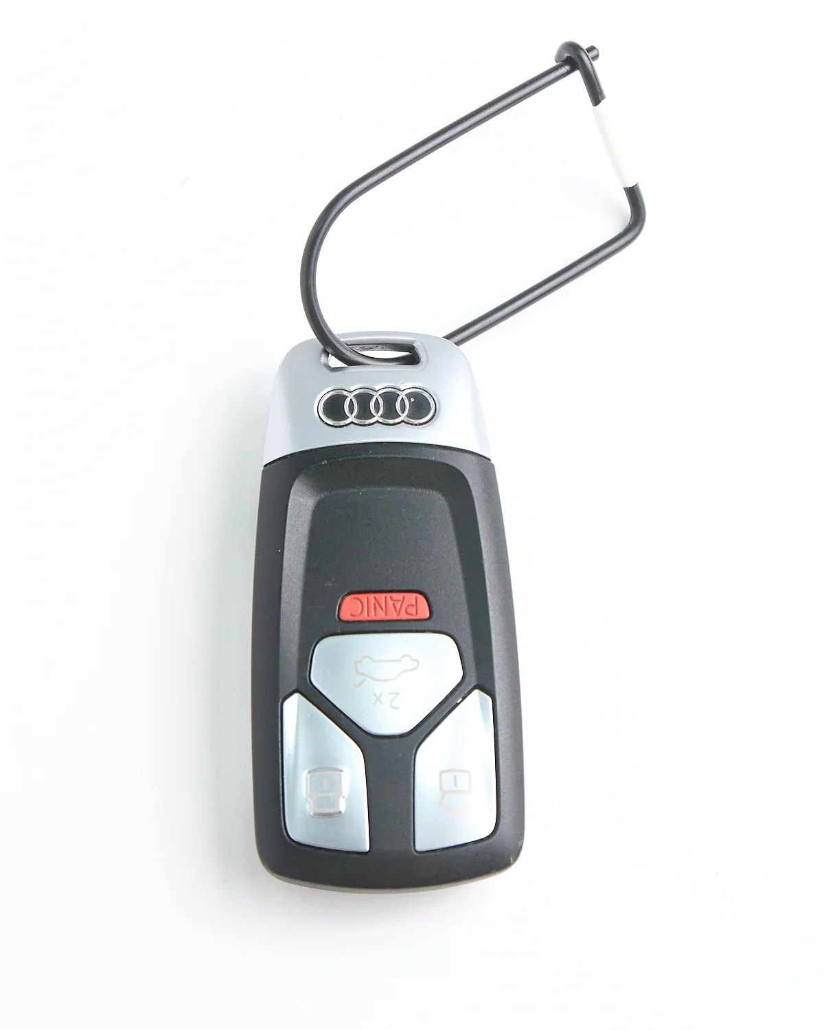 Wilson Carbon Enamel Keychain / Black/White - Image 5