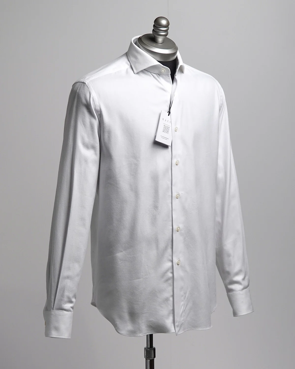 Soft Cotton-Lyocell Flannel Dress Shirt